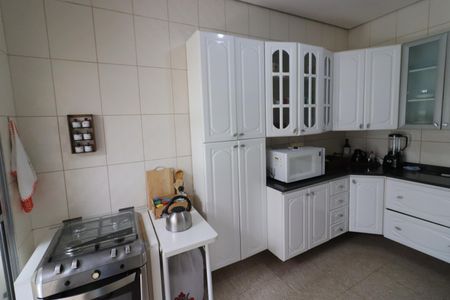 Casa à venda com 125m², 2 quartos e 2 vagasCozinha