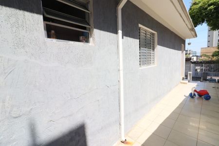 Casa à venda com 125m², 2 quartos e 2 vagasQuintal