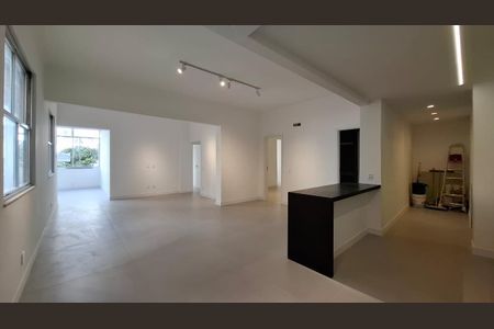 Apartamento à venda com 129m², 3 quartos e 1 vaga Apartamento à venda com 129m², 3 quartos e 1 vagaFoto 01