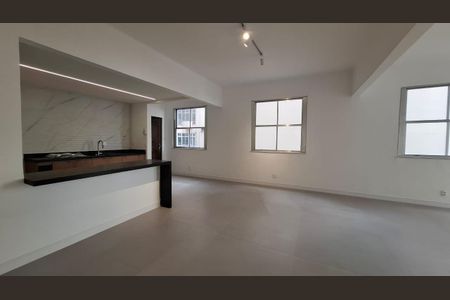 Apartamento à venda com 129m², 3 quartos e 1 vagaFoto 01