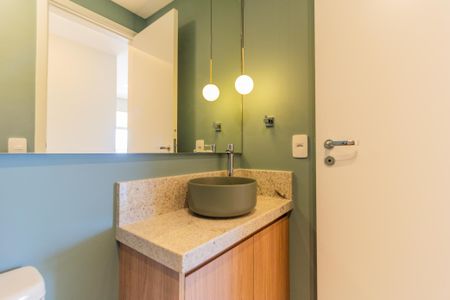 Apartamento à venda com 86m², 2 quartos e 1 vaga Apartamento à venda com 86m², 2 quartos e 1 vagaLavabo