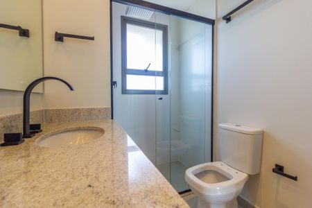 Apartamento à venda com 86m², 2 quartos e 1 vaga Apartamento à venda com 86m², 2 quartos e 1 vagaBanheiro da Suíte 2