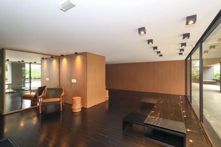 Apartamento para alugar com 250m², 3 quartos e 3 vagasHall social