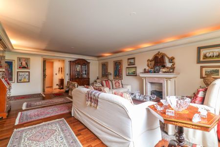 Apartamento à venda com 250m², 3 quartos e 3 vagasSala