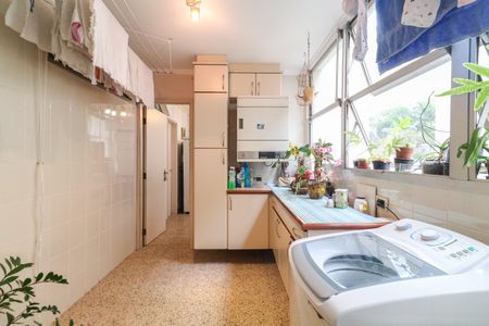 Apartamento à venda com 250m², 3 quartos e 3 vagasÁrea de Serviço