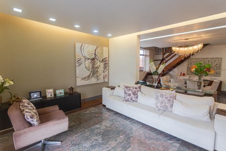 Sala 1 de apartamento à venda com 4 quartos, 300m² em União, Belo Horizonte