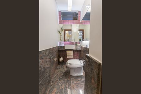 Apartamento à venda com 300m², 4 quartos e 4 vagasLavabo na Sala 1