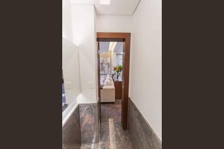 Apartamento à venda com 300m², 4 quartos e 4 vagasLavabo na Sala 1