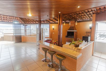 Apartamento à venda com 300m², 4 quartos e 4 vagasChurrasqueira na Cobertura