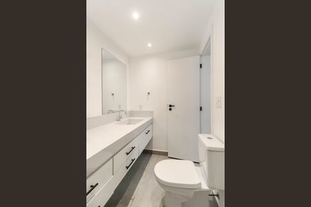 Apartamento para alugar com 160m², 4 quartos e 3 vagasBanheiro da Suíte 2
