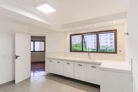 Apartamento para alugar com 160m², 4 quartos e 3 vagasCozinha