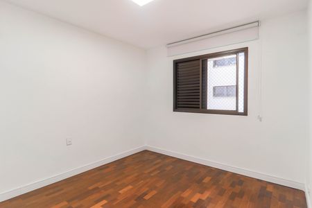 Apartamento para alugar com 160m², 4 quartos e 3 vagasSuíte 2