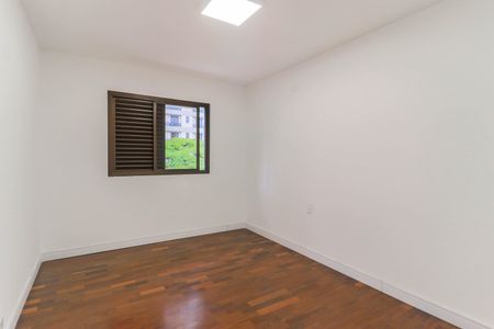 Apartamento para alugar com 160m², 4 quartos e 3 vagasQuarto