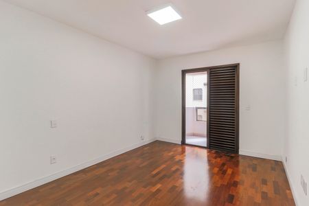 Apartamento para alugar com 160m², 4 quartos e 3 vagasSuíte 1