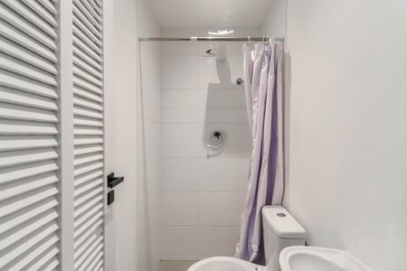 Apartamento para alugar com 160m², 4 quartos e 3 vagasBanheiro de Serviço