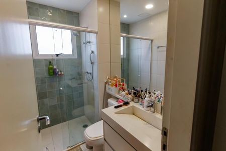 Apartamento à venda com 177m², 3 quartos e 2 vagas Apartamento à venda com 177m², 3 quartos e 2 vagasBanheiro da Suíte 2