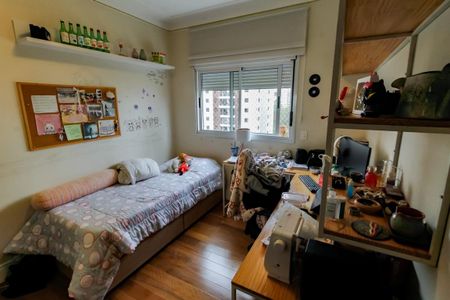 Apartamento à venda com 177m², 3 quartos e 2 vagas Apartamento à venda com 177m², 3 quartos e 2 vagasSuíte 2