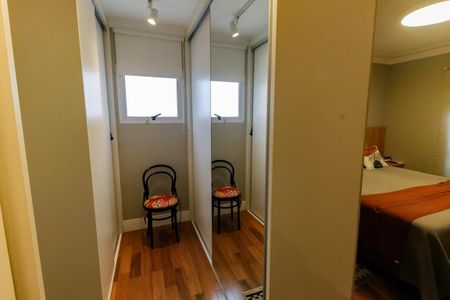 Apartamento à venda com 177m², 3 quartos e 2 vagas Apartamento à venda com 177m², 3 quartos e 2 vagasCloset da suíte 1
