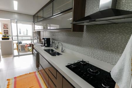 Apartamento à venda com 177m², 3 quartos e 2 vagas Apartamento à venda com 177m², 3 quartos e 2 vagasCozinha