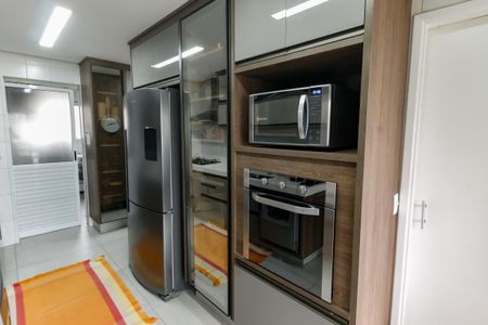 Apartamento à venda com 177m², 3 quartos e 2 vagas Apartamento à venda com 177m², 3 quartos e 2 vagasCozinha