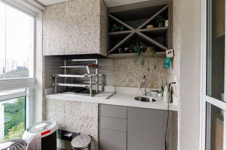 Apartamento à venda com 177m², 3 quartos e 2 vagas Apartamento à venda com 177m², 3 quartos e 2 vagasVaranda gourmet