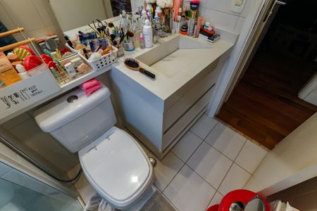 Apartamento à venda com 177m², 3 quartos e 2 vagas Apartamento à venda com 177m², 3 quartos e 2 vagasBanheiro da Suíte 2