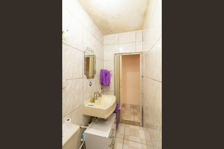 Casa à venda com 144m², 3 quartos e 2 vagas Casa à venda com 144m², 3 quartos e 2 vagasBanheiro 1