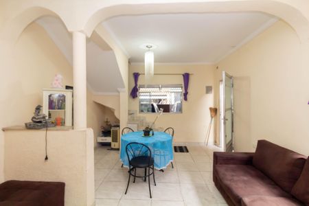 Sala de casa à venda com 3 quartos, 144m² em Vila Brasil, São Paulo