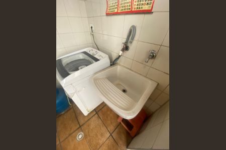 Casa à venda com 250m², 3 quartos e 2 vagasÁrea de Serviço