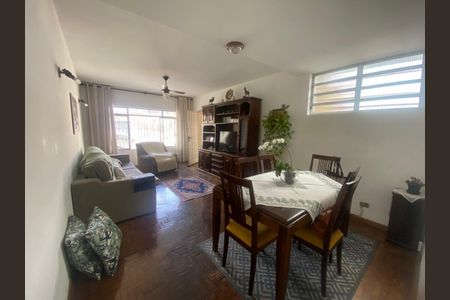 Sala de casa à venda com 3 quartos, 250m² em Jardim Aeroporto, São Paulo