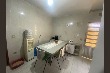 Casa à venda com 250m², 3 quartos e 2 vagasCozinha