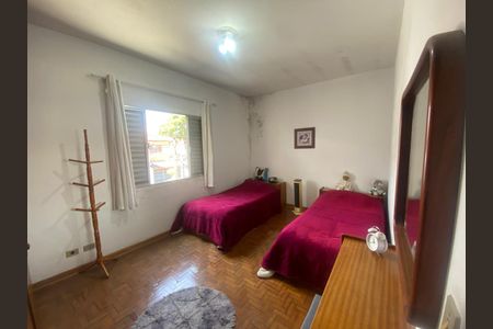 Casa à venda com 250m², 3 quartos e 2 vagasQuarto 2