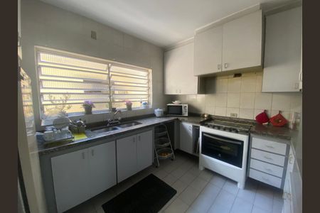 Casa à venda com 250m², 3 quartos e 2 vagasCozinha
