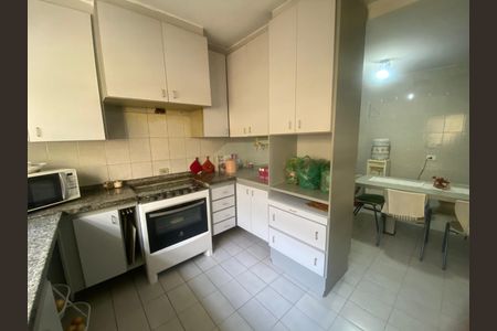 Casa à venda com 250m², 3 quartos e 2 vagasCozinha