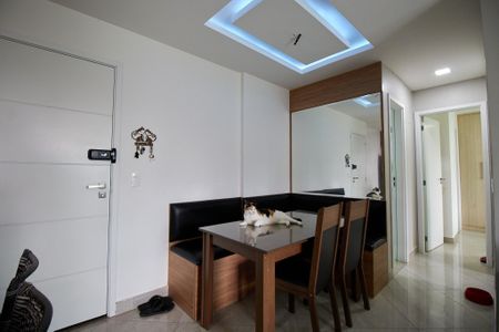 Apartamento à venda com 63m², 2 quartos e 1 vagaSala