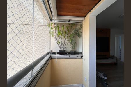 Apartamento à venda com 84m², 3 quartos e 2 vagas Apartamento à venda com 84m², 3 quartos e 2 vagasVaranda da Sala