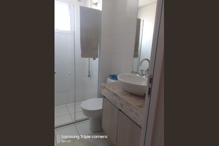 Apartamento à venda com 71m², 3 quartos e 2 vagas Apartamento à venda com 71m², 3 quartos e 2 vagasBanheiro