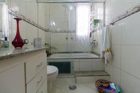 Apartamento para alugar com 112m², 2 quartos e sem vagaBanheiro