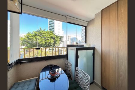 Apartamento para alugar com 25m², 1 quarto e sem vaga Apartamento para alugar com 25m², 1 quarto e sem vagaVaranda