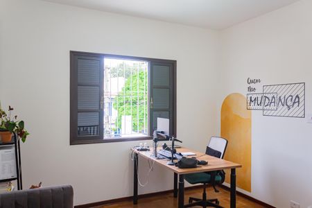 Casa à venda com 193m², 5 quartos e 1 vaga Casa à venda com 193m², 5 quartos e 1 vagaQuarto 4