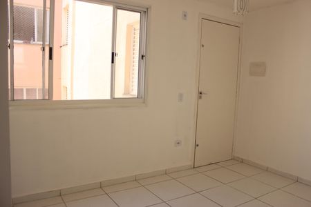 Sala de apartamento para alugar com 2 quartos, 42m² em Jardim Munira, Guarulhos