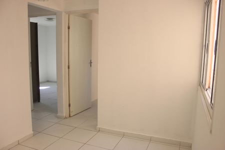 Sala de apartamento para alugar com 2 quartos, 42m² em Jardim Munira, Guarulhos