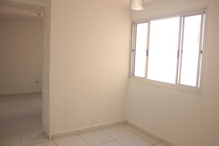 Sala de apartamento para alugar com 2 quartos, 42m² em Jardim Munira, Guarulhos