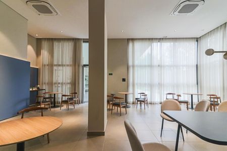 Apartamento para alugar com 55m², 2 quartos e 1 vaga Apartamento para alugar com 55m², 2 quartos e 1 vagaÁrea comum - Salão de festas