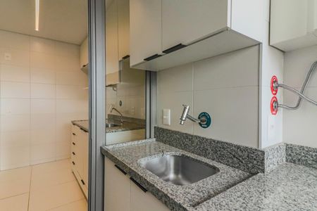 Apartamento para alugar com 55m², 2 quartos e 1 vaga Apartamento para alugar com 55m², 2 quartos e 1 vagaCozinha e Área de Serviço