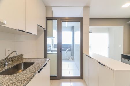 Apartamento para alugar com 55m², 2 quartos e 1 vaga Apartamento para alugar com 55m², 2 quartos e 1 vagaCozinha e Área de Serviço