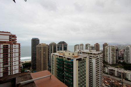 Apartamento para alugar com 250m², 3 quartos e sem vagaVista Varanda