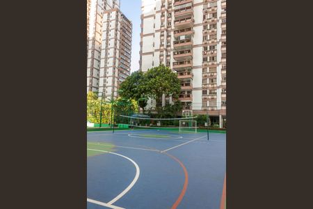 Apartamento para alugar com 250m², 3 quartos e sem vagaÁrea comum