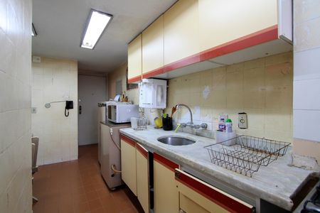 Apartamento para alugar com 250m², 3 quartos e sem vagaCozinha