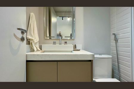 Studio para alugar com 27m², 1 quarto e sem vaga Studio para alugar com 27m², 1 quarto e sem vagaBanheiro Social